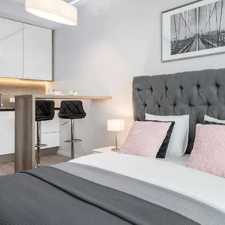 Lägenhet Absyntapart Biskupia *